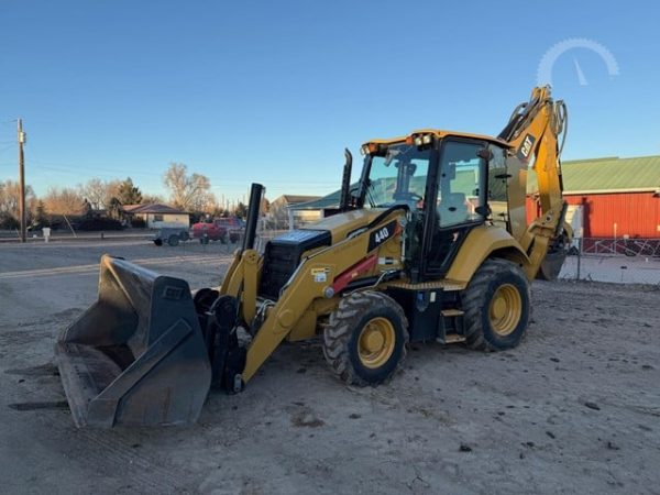 Cat backhoe loader